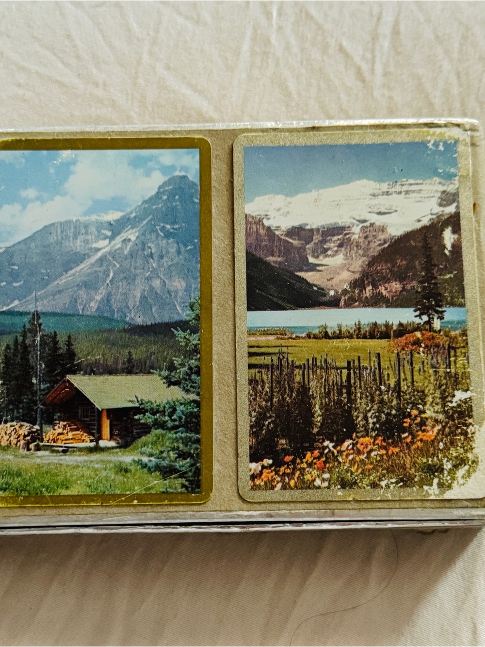 Congress Playing Cards - Cel-U-Tone Finish
Vintage 1960s
